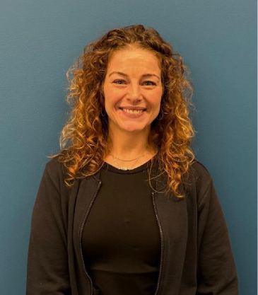 Susan Stapel Headshot